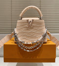 Louis Vuitton  crocodile مليون و600 الف