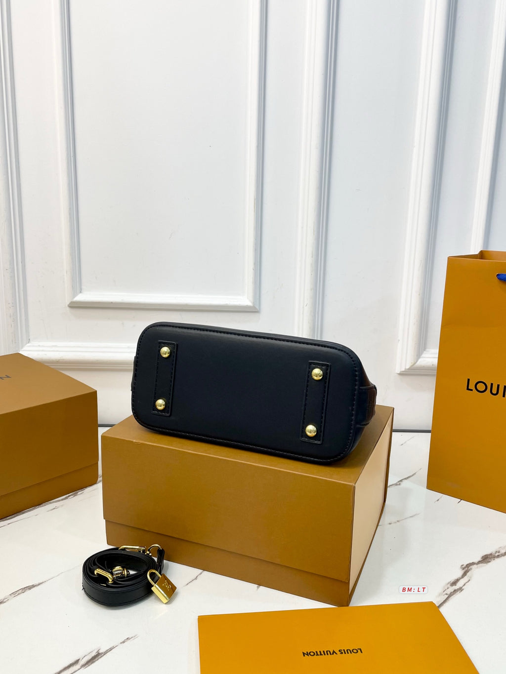 Louis Vuitton ALMA السعر مليون و300