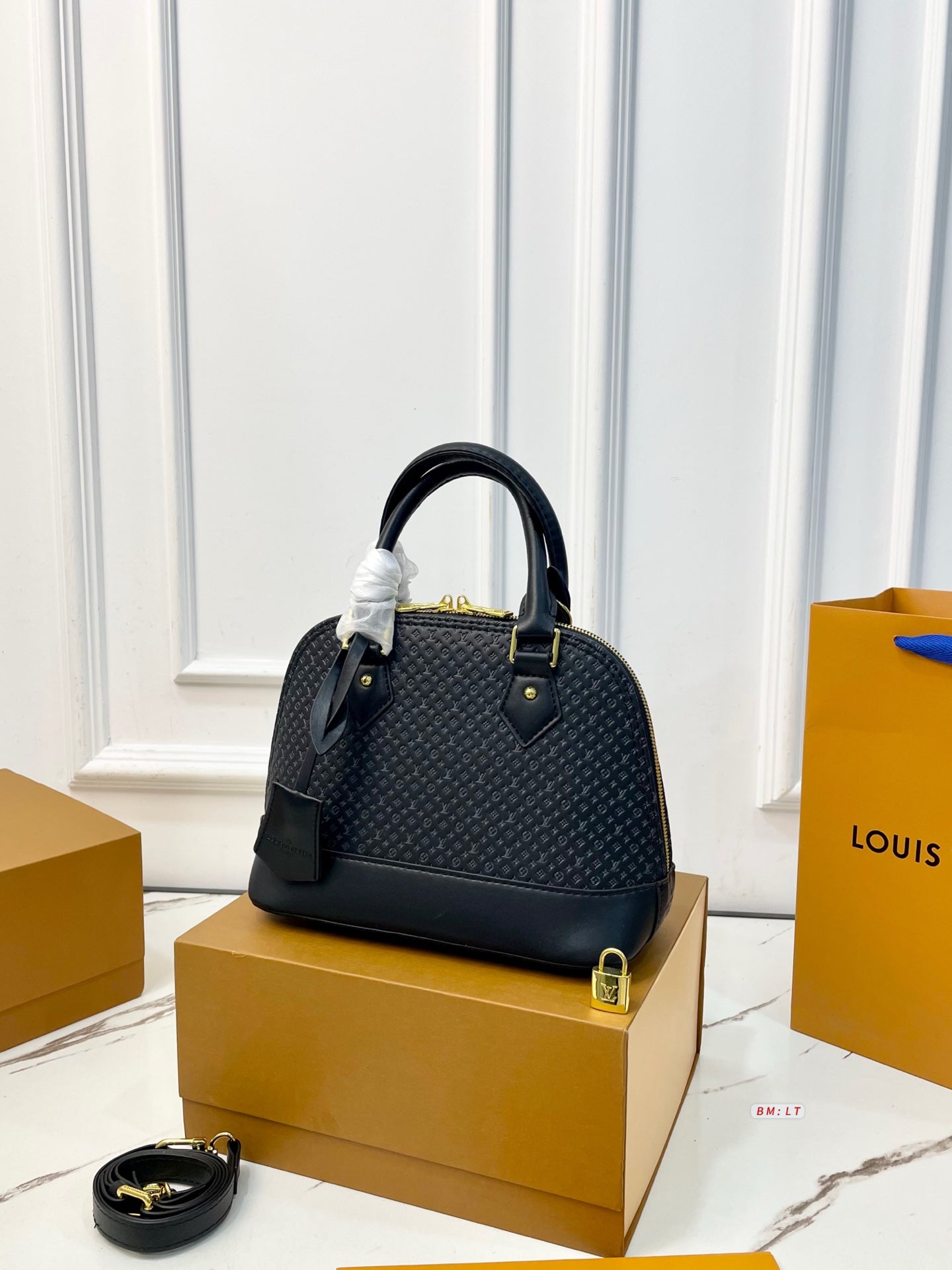 Louis Vuitton ALMA السعر مليون و300
